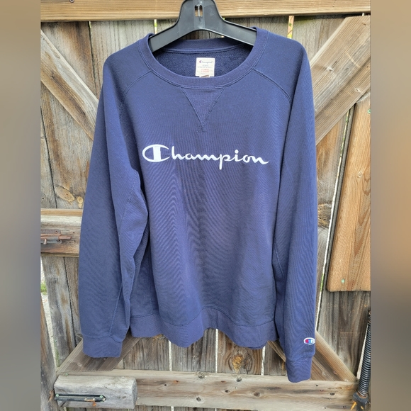 Classic old school CHAMPION sweatshirt in great condition. Great quality. XL - Picture 2 of 4